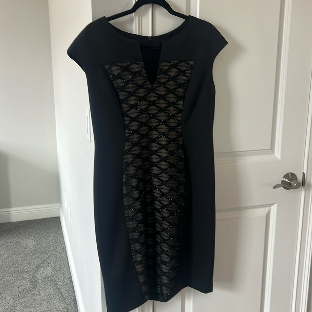 Sleeveless dress